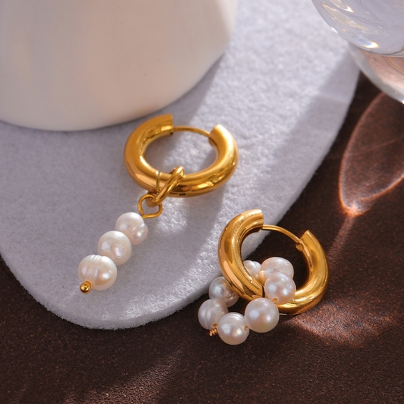 Jewelry - Freshwater Pearl Assymetry Dangle Earrings
